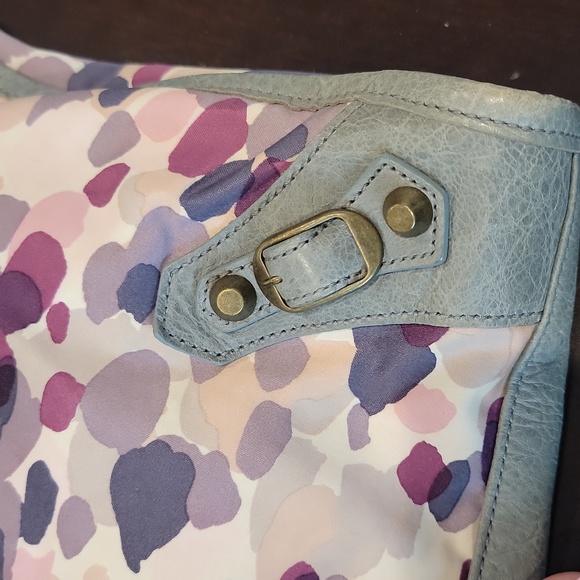 Women’s luxury Balenciaga Limited Edition Authentic  reposhing  yescandoit - Picture 13 of 13